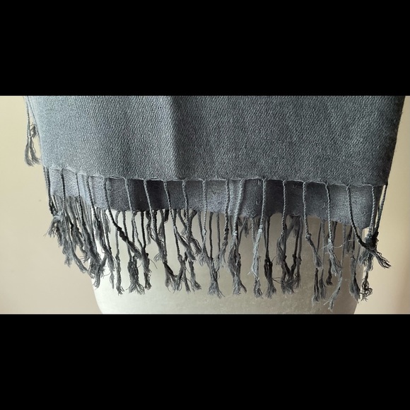 Light Blue Pashmina Wrap - Picture 4 of 4